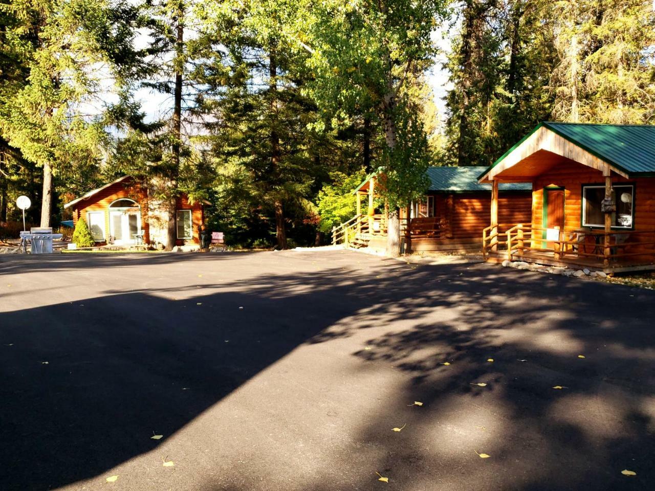 Riverfront Motel & Cabins Thompson Falls Экстерьер фото
