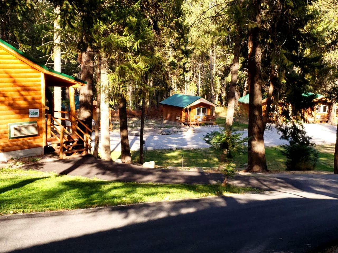 Riverfront Motel & Cabins Thompson Falls Экстерьер фото
